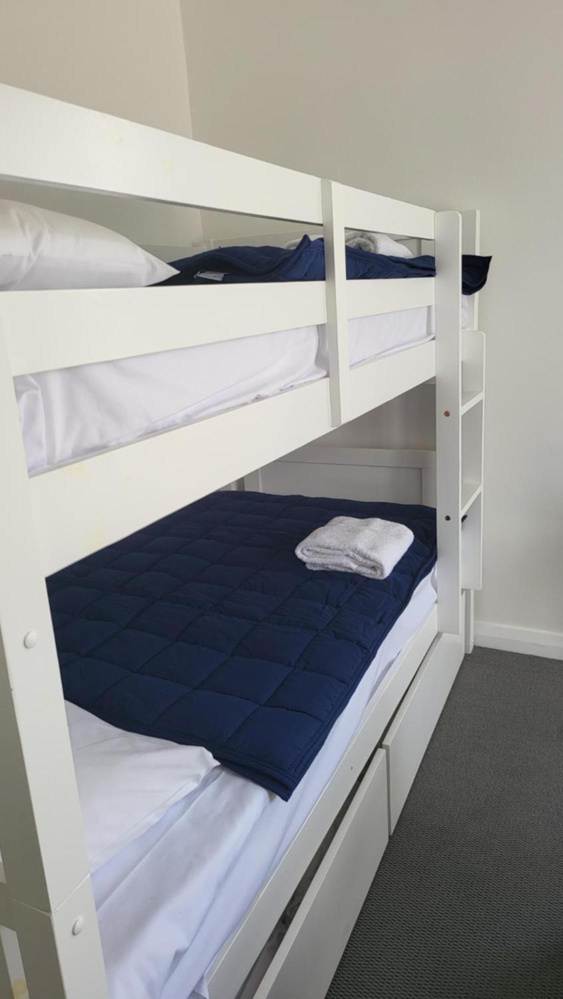 Husky 19 Beautifully Appointed Apartments - Great Location - In The Heart Of Husky Huskisson Bagian luar foto